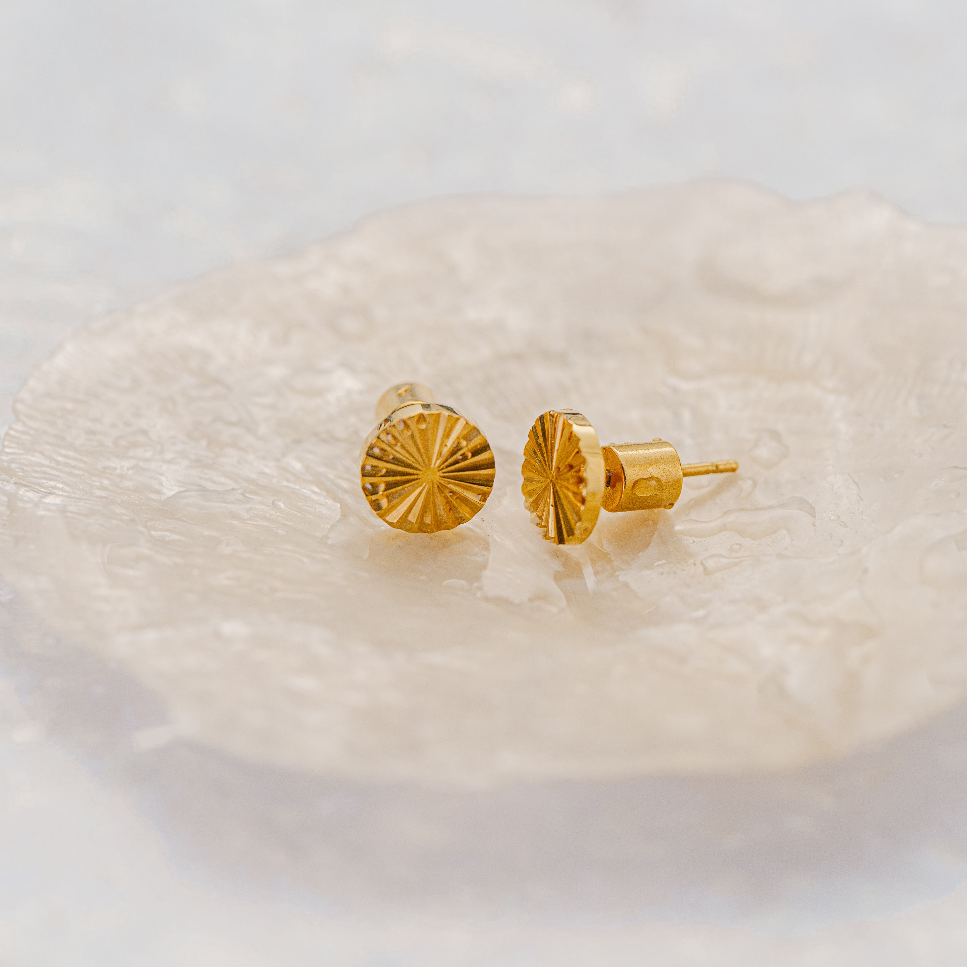 MANOA STUD EARRINGS