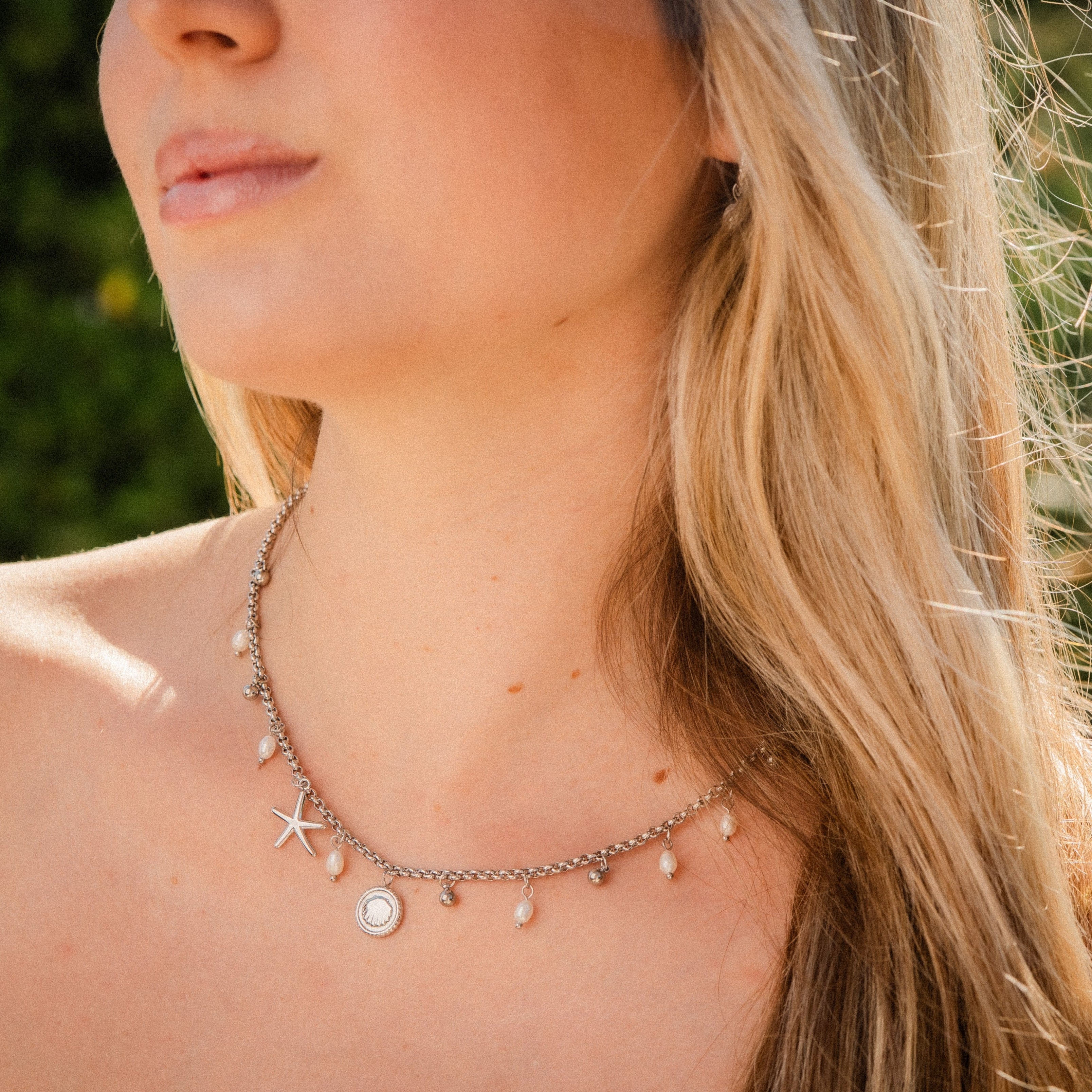 BORA NECKLACE
