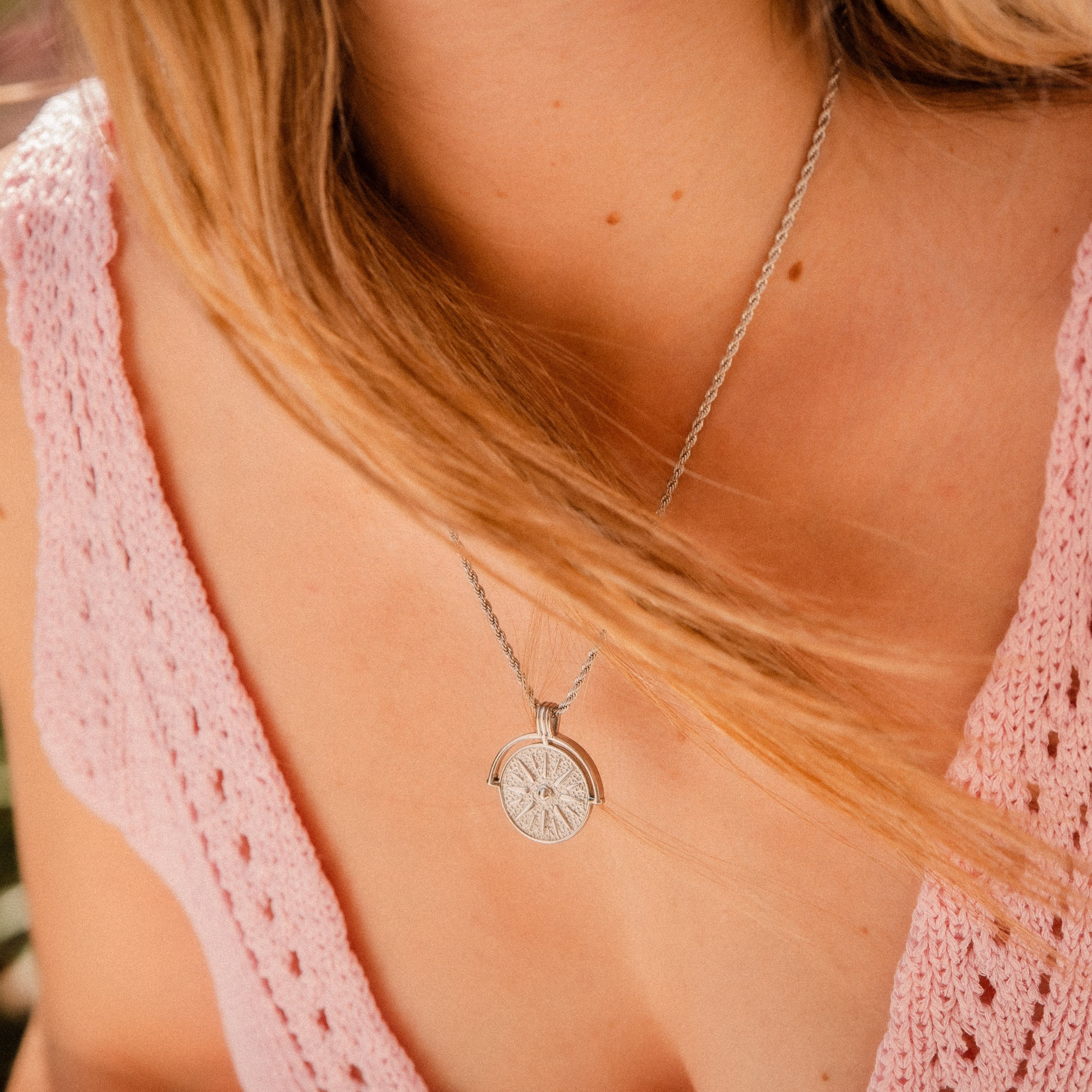 SOLEA NECKLACE