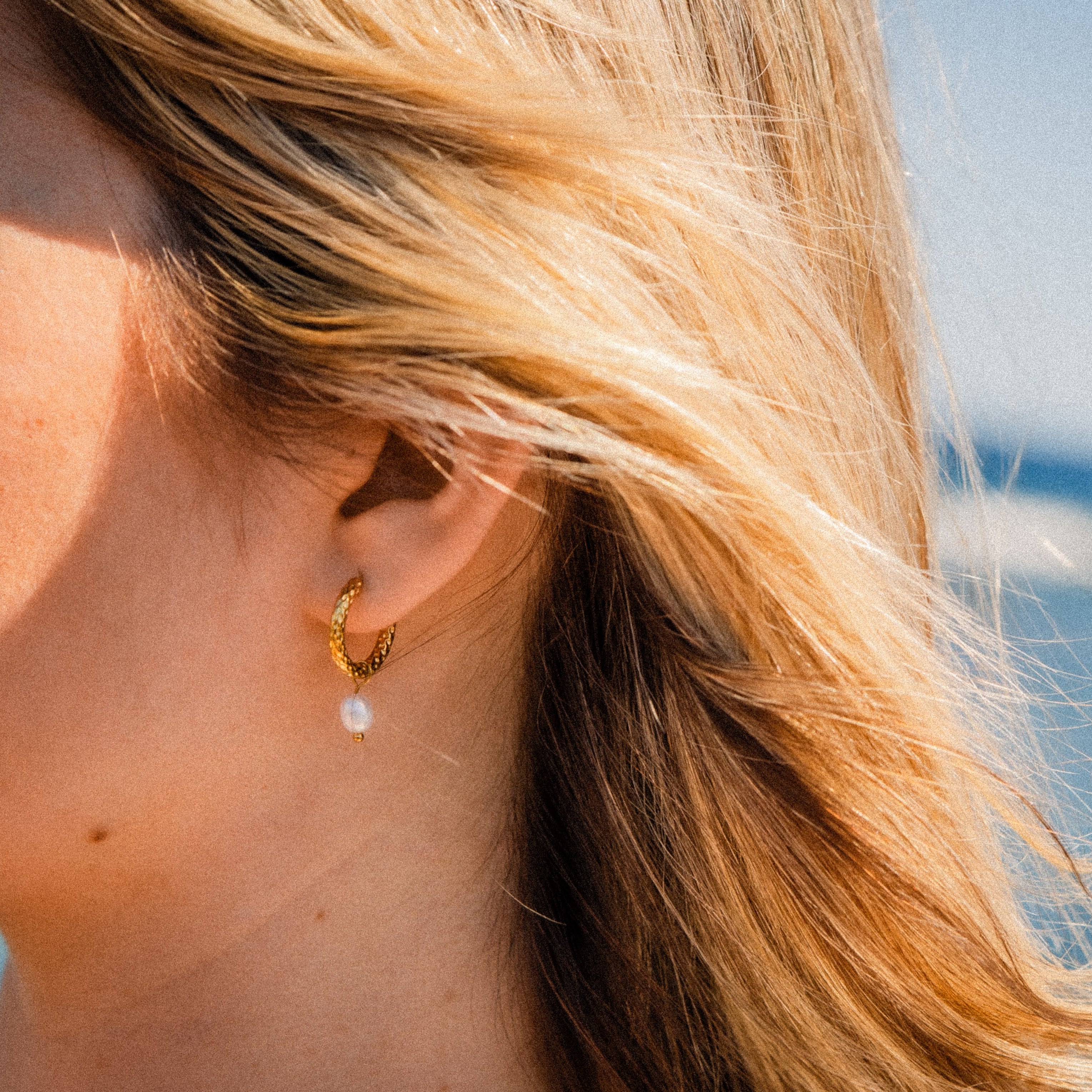 BAHIA HAMMERED HOOPS