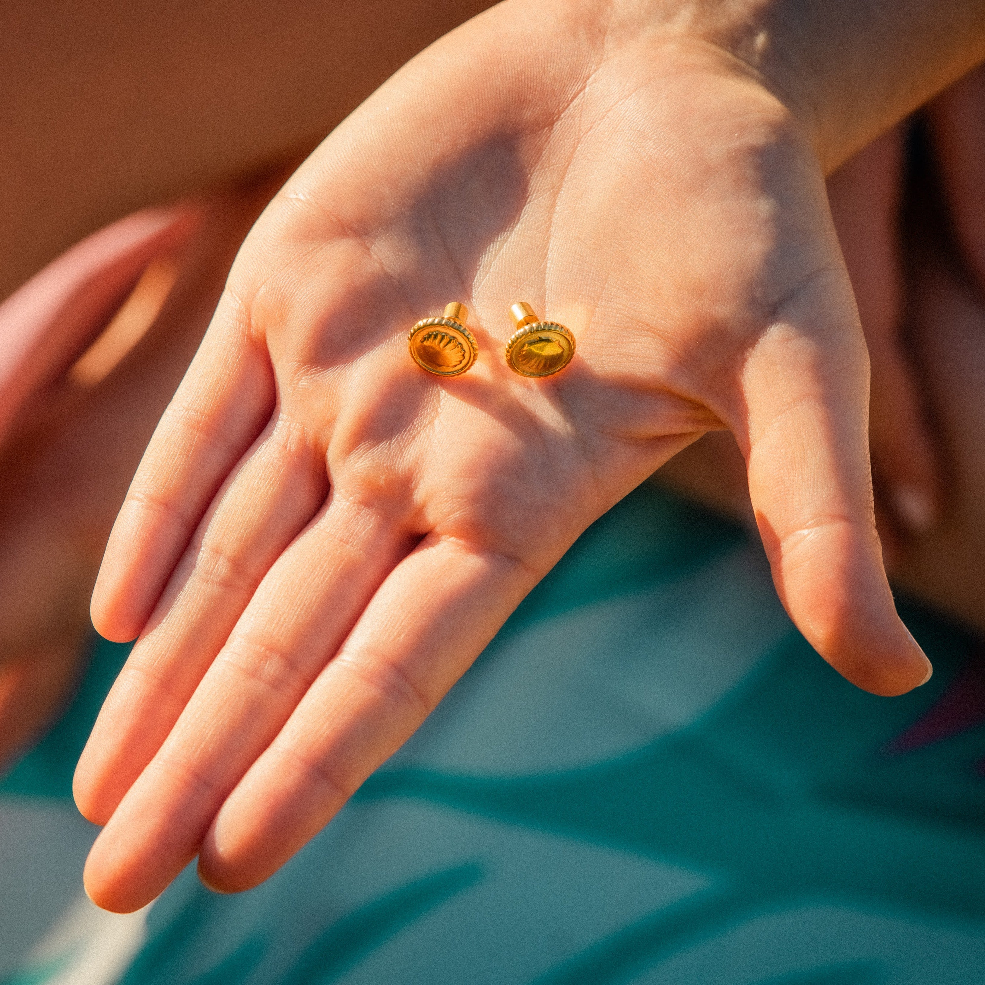 BORA STUD EARRINGS