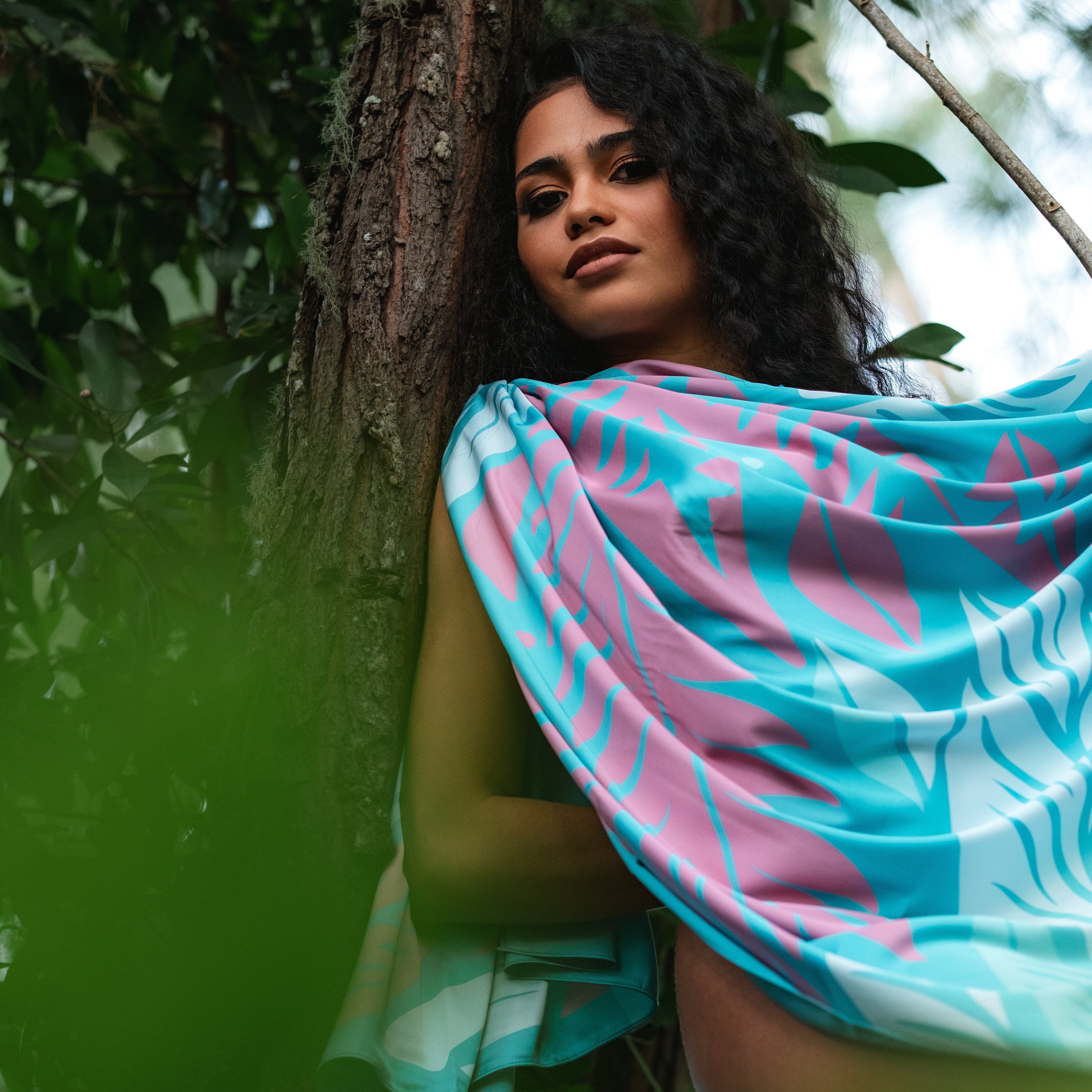 Island Essence — Lagoon Bloom Pāreu