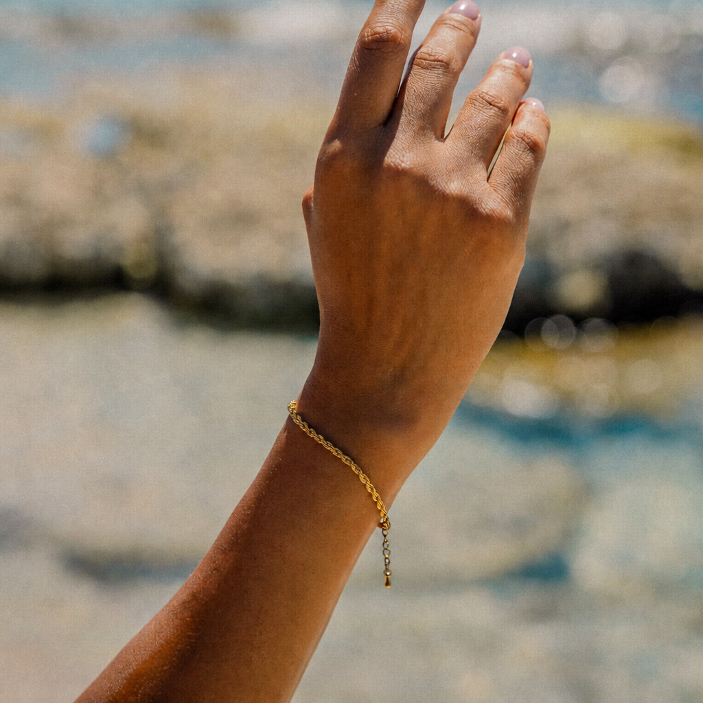 NOHEA ROPE CHAIN BRACELET