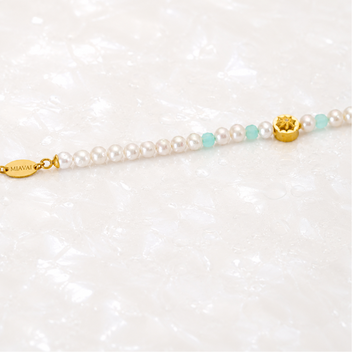 PALMIA FRESHWATER BRACELET