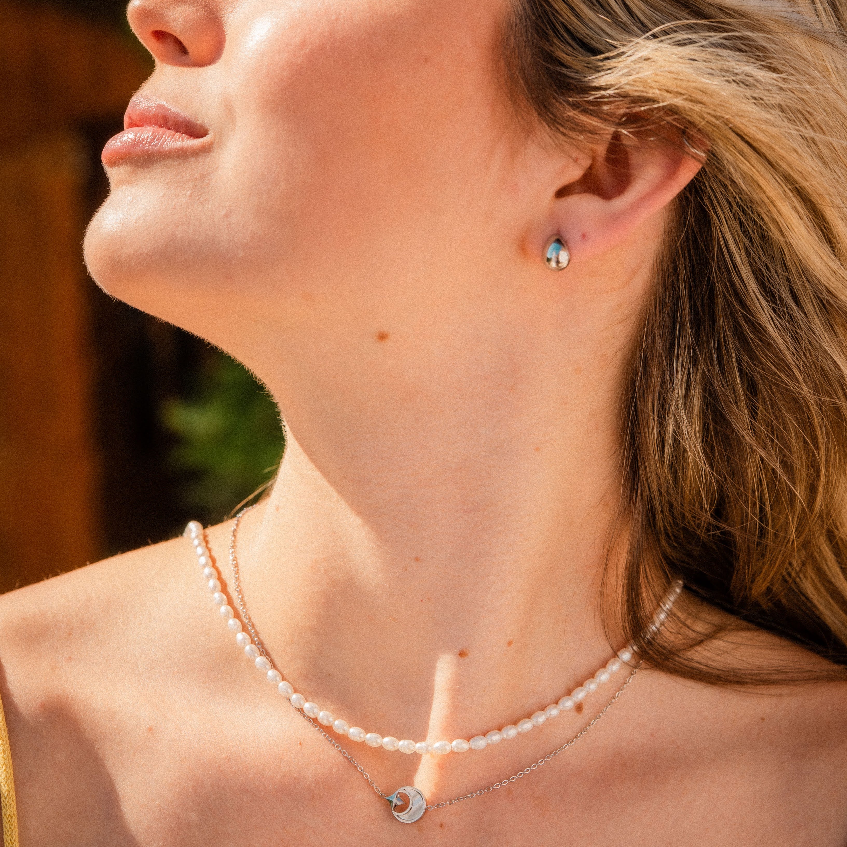 ELINA DROP STUD EARRINGS