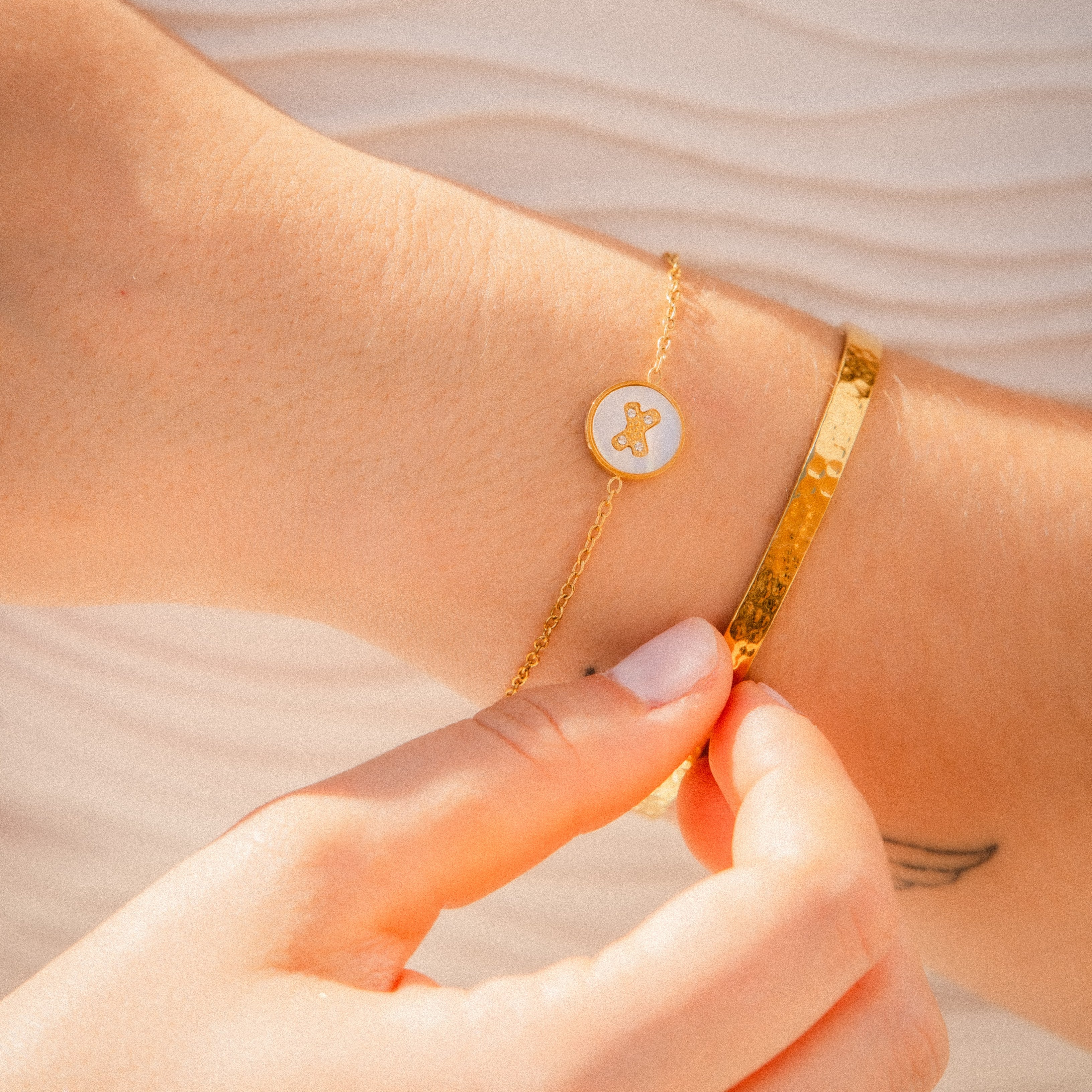 KAIA HAMMERED CUFF