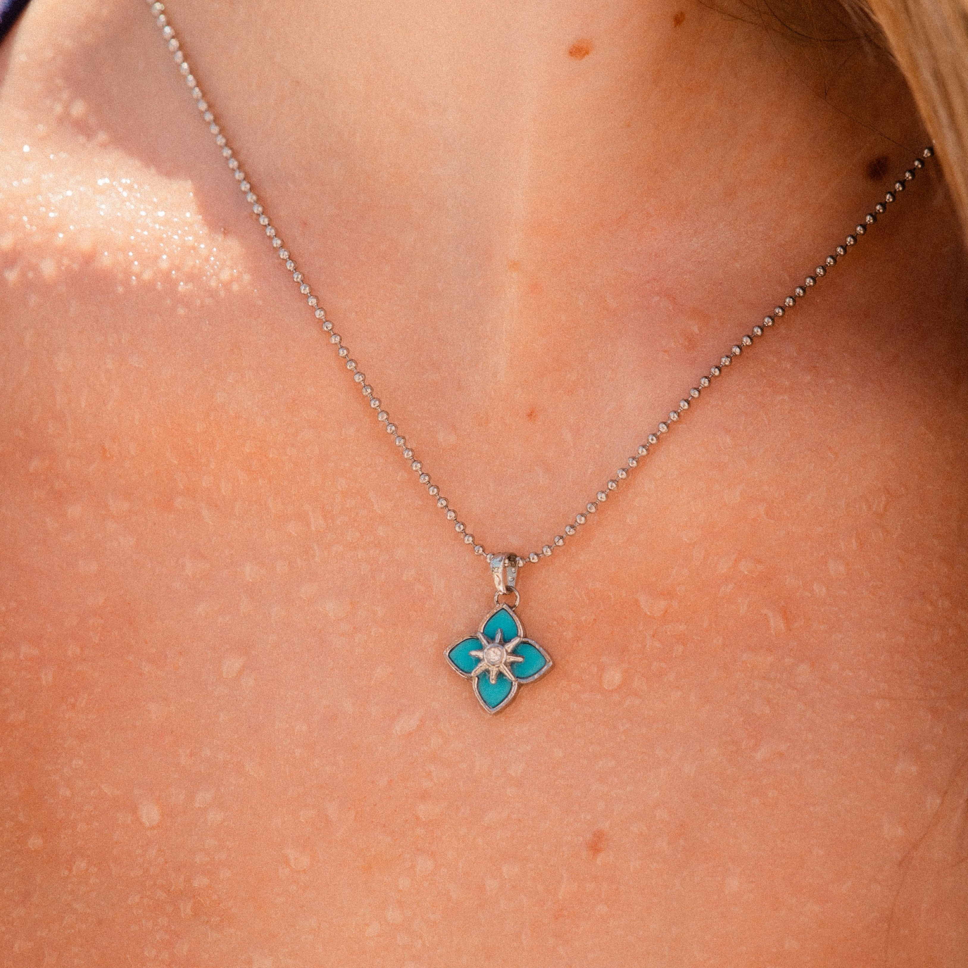 LAGUNA NECKLACE
