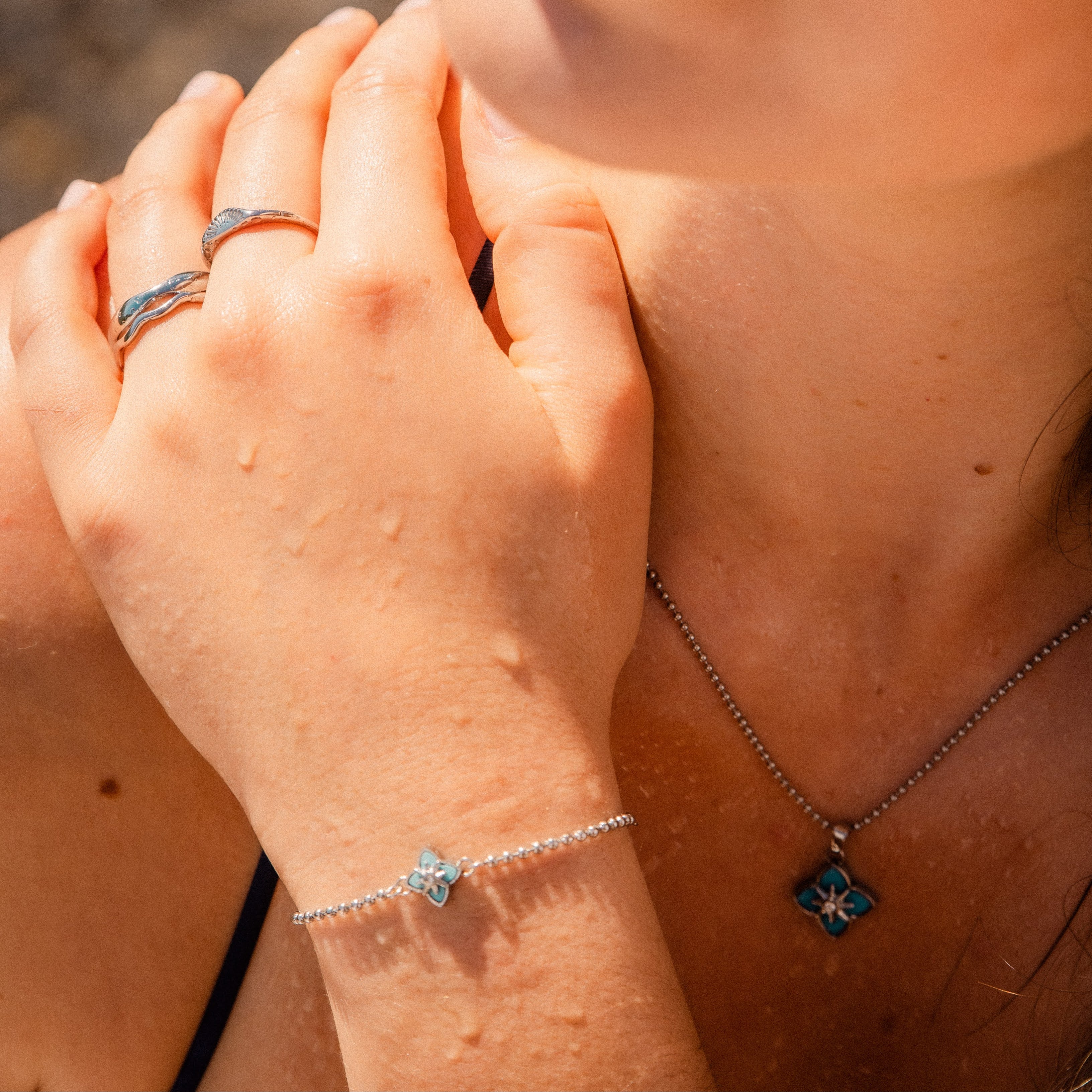 LAGUNA NECKLACE