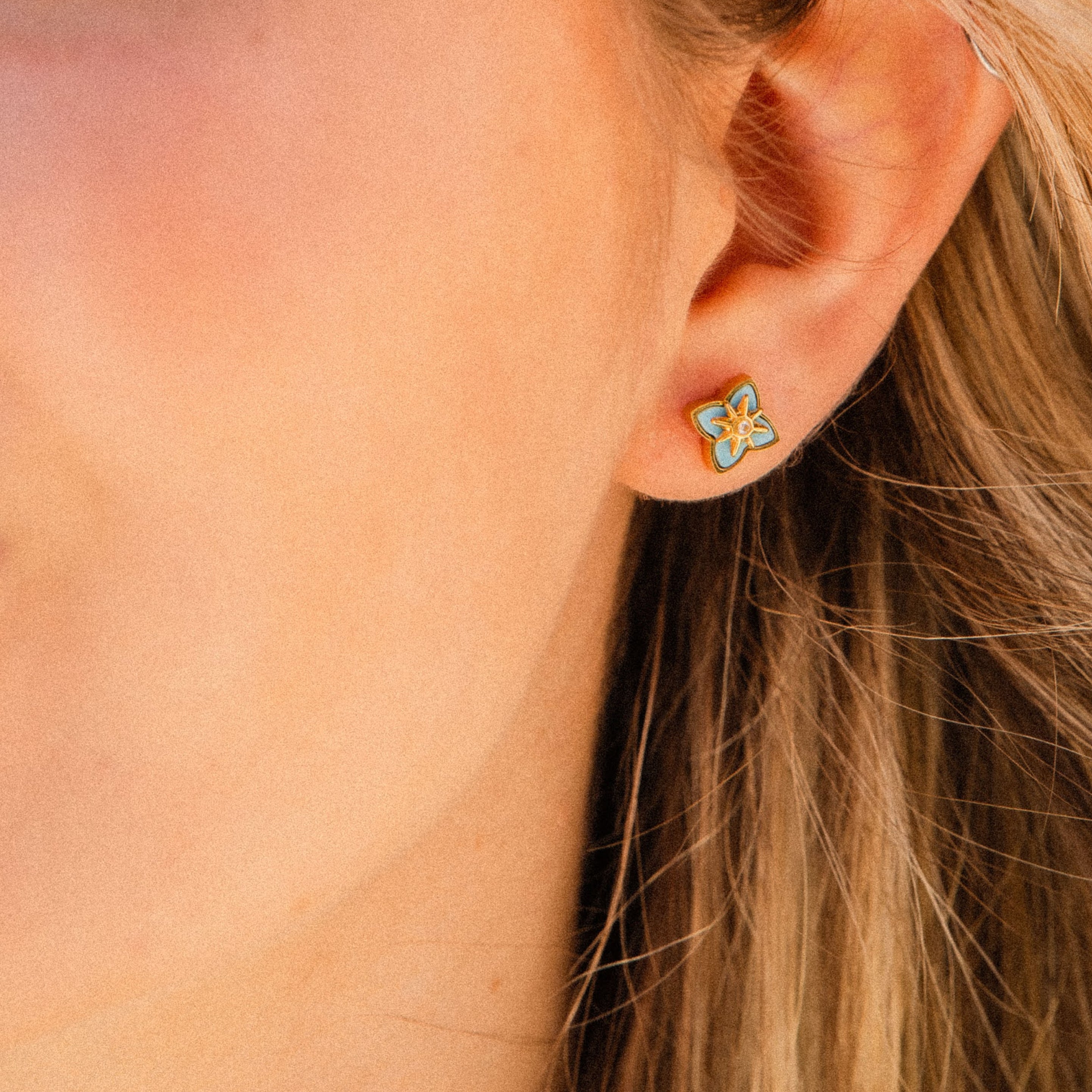 LAGUNA STUD EARRINGS
