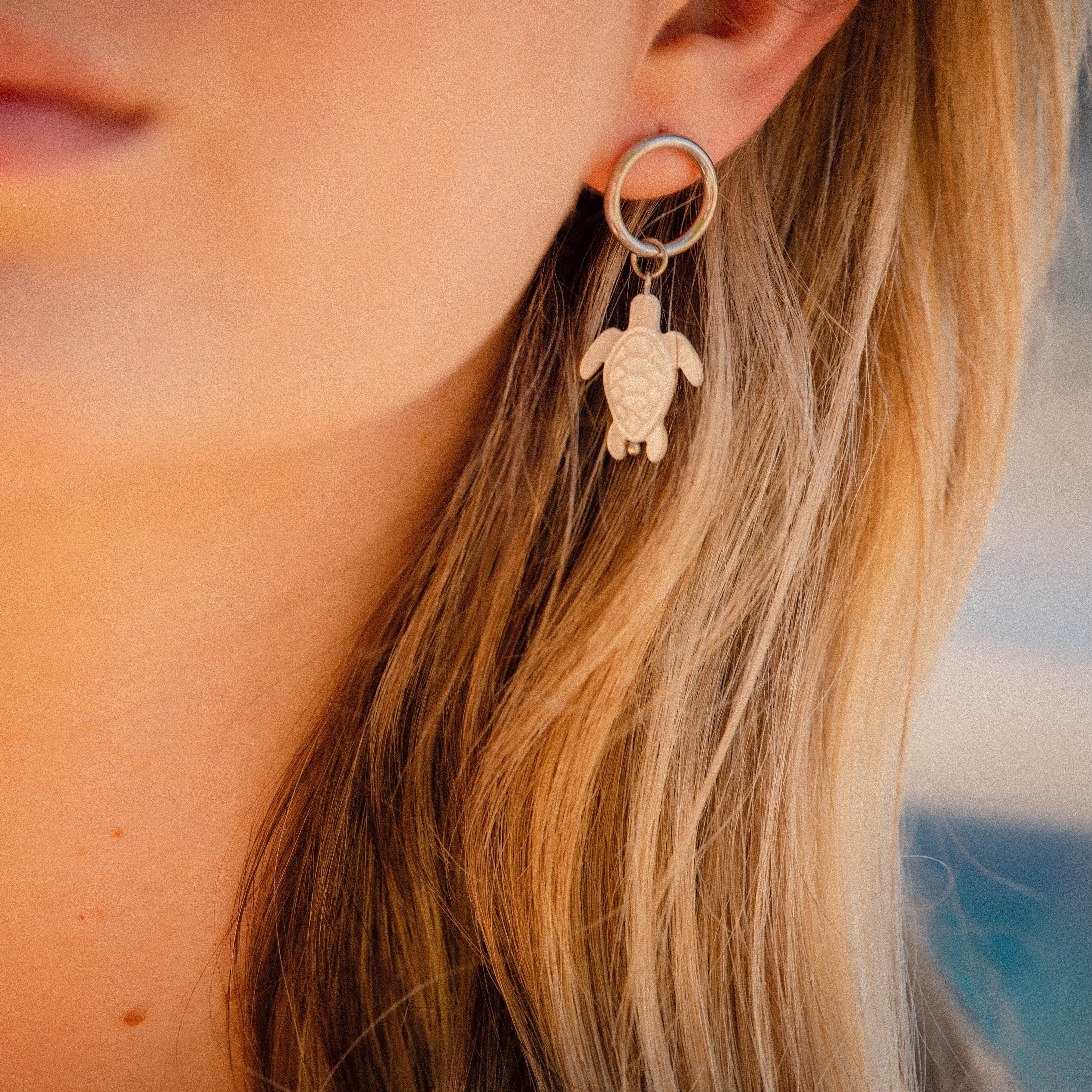 HONU EARRINGS