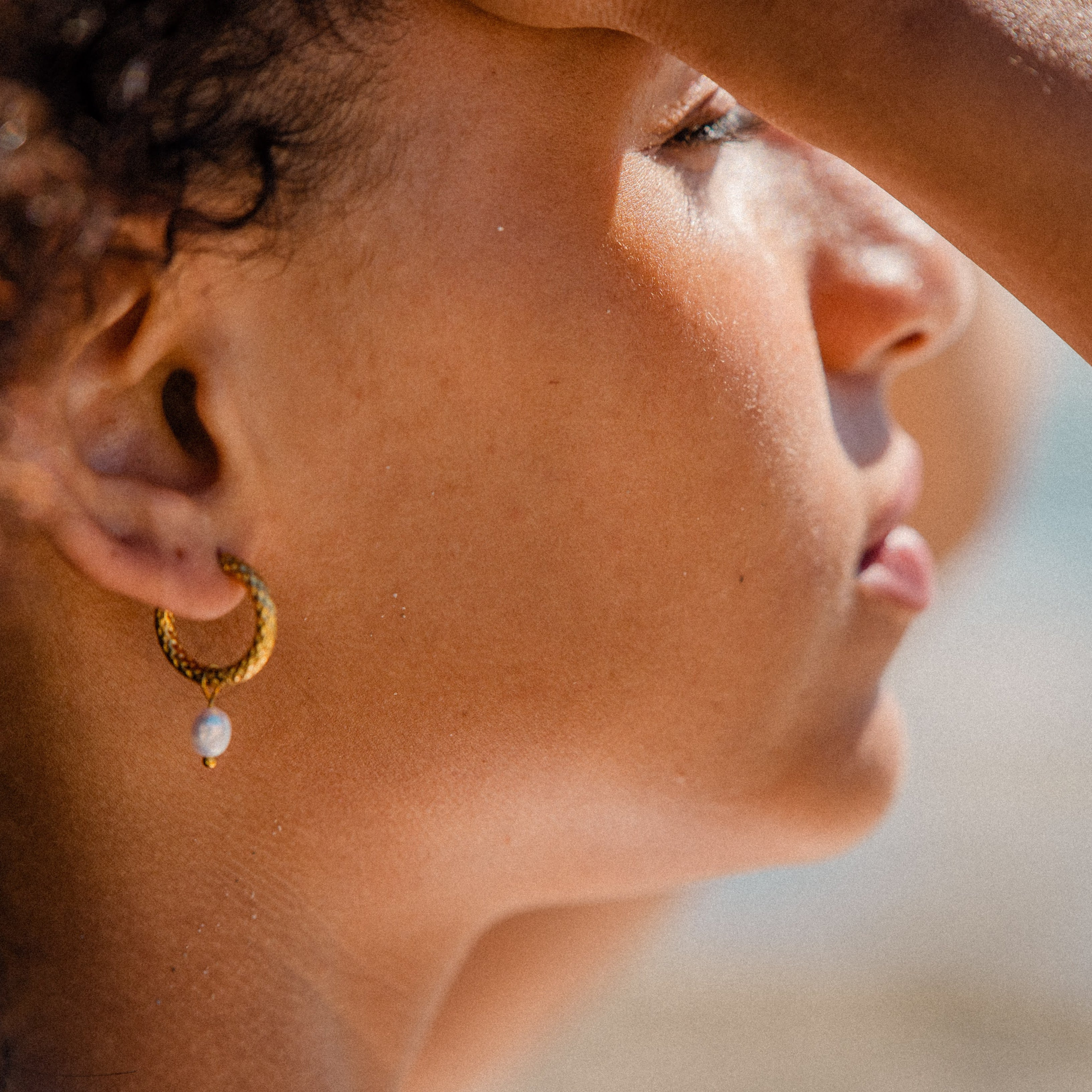 BAHIA HAMMERED HOOPS